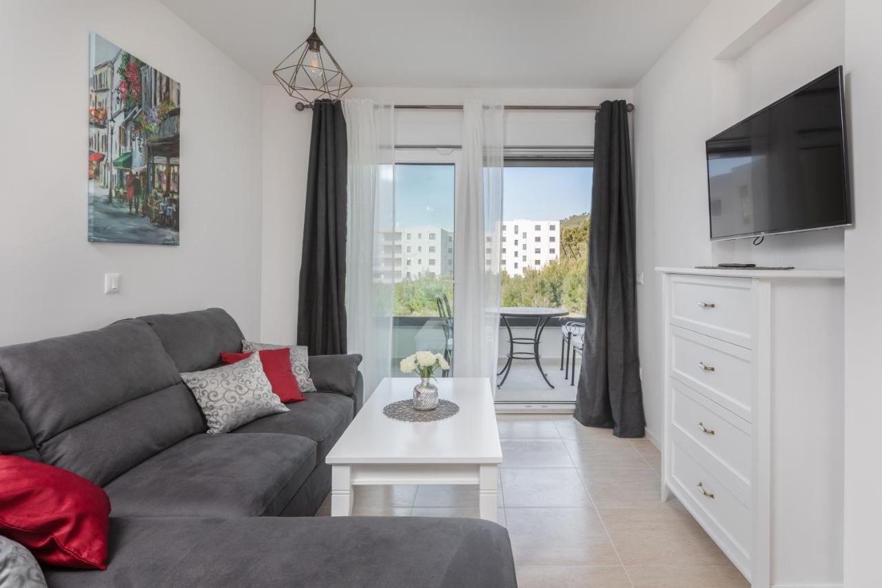 Apartment Oseka Макарска Экстерьер фото